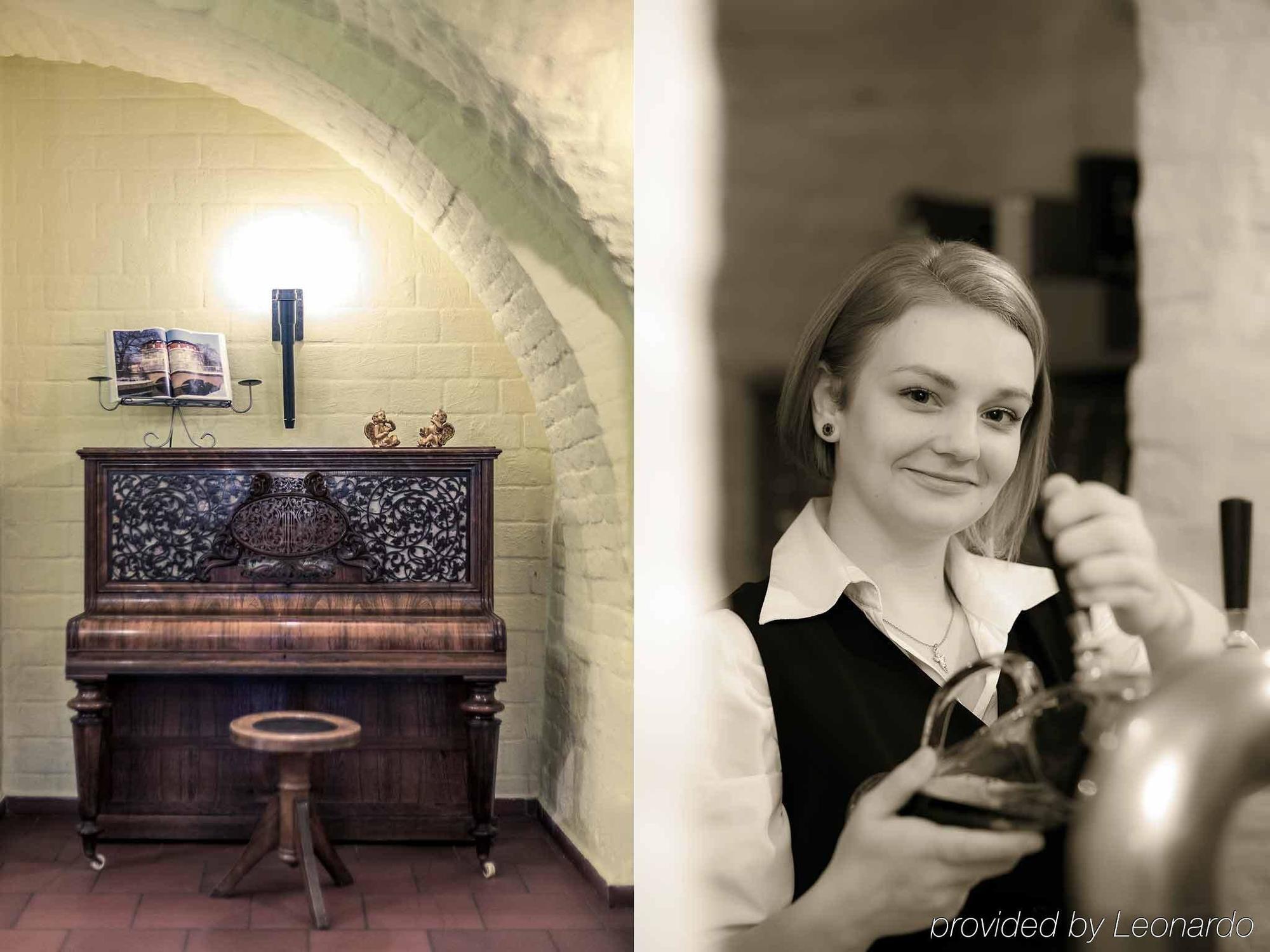 Hotel Schloss Neustadt-Glewe Buitenkant foto