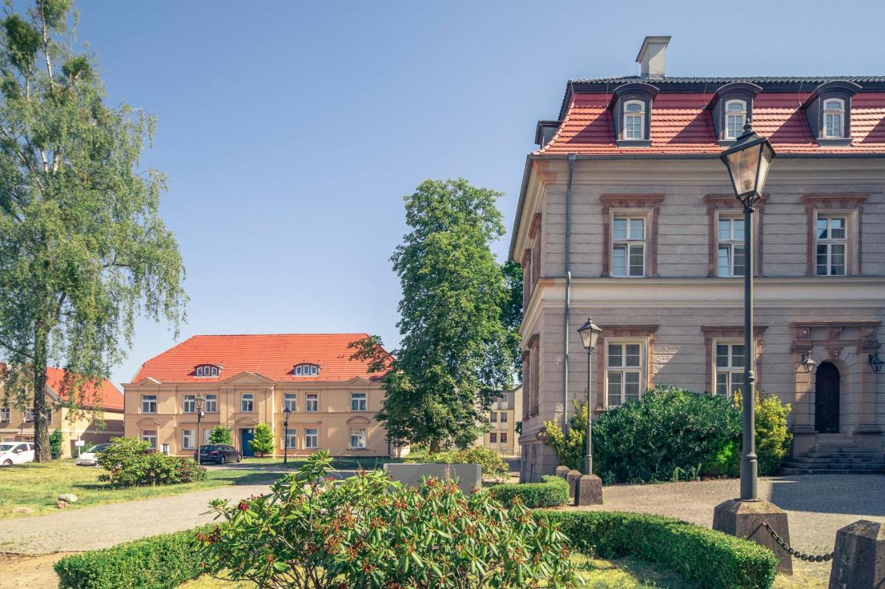 Hotel Schloss Neustadt-Glewe Buitenkant foto